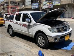 نيسان نافارا